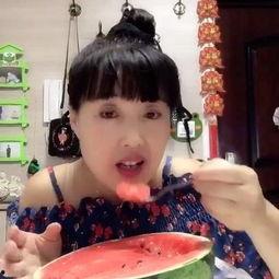 南山大姐吃瓜视频,揭秘娱乐圈幕后故事